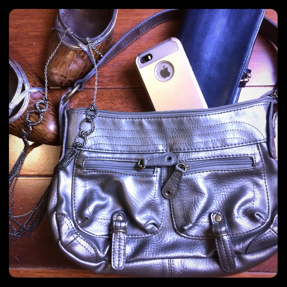 Silver Metallic Faux Leather Purse / Shoulder Bag
